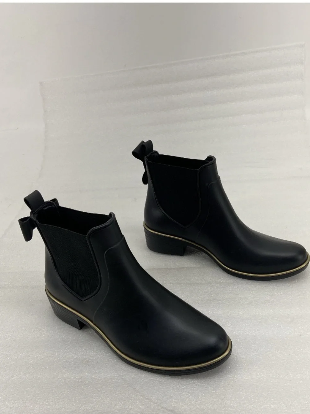 Kate Spade New York Sedgwick Black Rubber Chelsea Rain Boots Womens Size 7